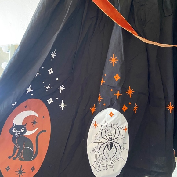 Her Universe Hocus Pocus Dress - Picture 3 of 4